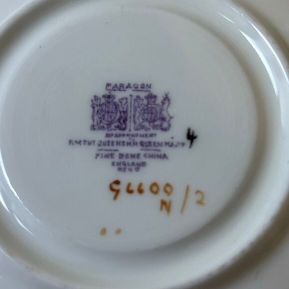 Paragon Tea Cup & Saucer HM the Queen Mary by Appointment teal/gold - Picture 11 of 12